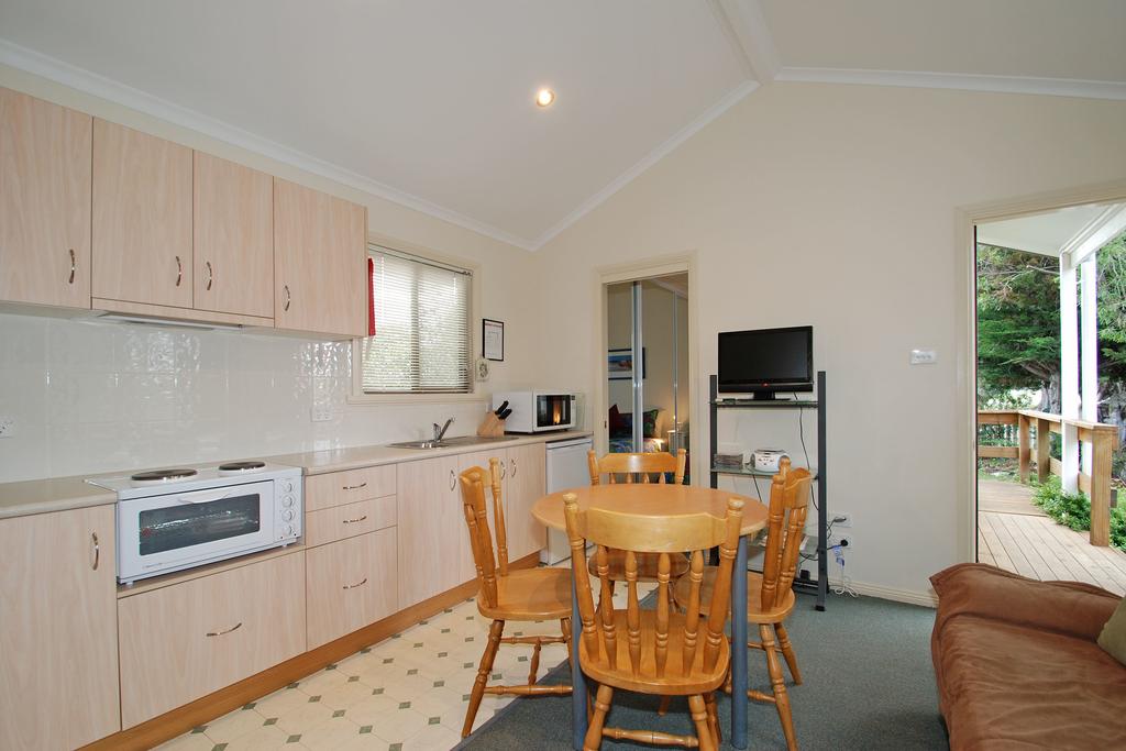 Triabunna TAS Accommodation Directory