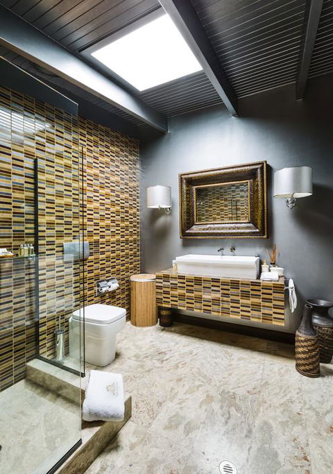 Trinity Beach Palace - Accommodation Directory 3