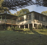 Tuckers Rocks Cottage - Accommodation Directory