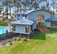 Tura Tree House - Accommodation Directory