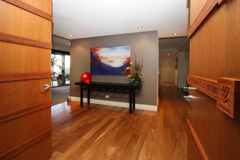U 12 Santai - Accommodation Directory 3