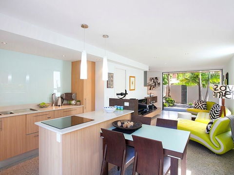 U3/27 Noosa Parade, Noosa Sound - Accommodation Directory 3