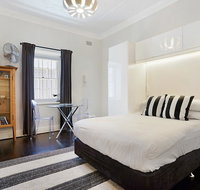 Unbeatably located Art Deco Surry Hills studio - Accommodation Directory