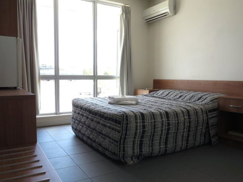 Upper Ross Hotel - Accommodation Directory 2