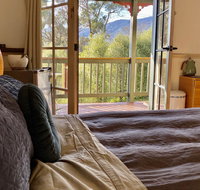 Valley Abode Large Studio Suite -private ensuite - Accommodation Directory