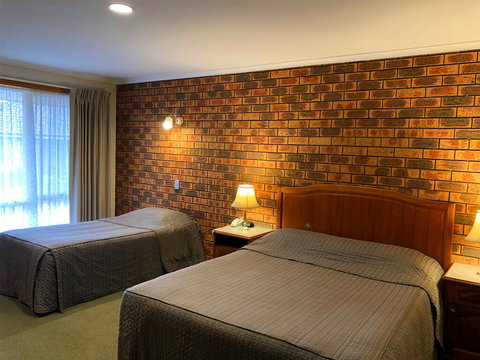 Victoriana Motor Inn - Accommodation Directory 1