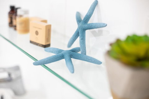 VIEWS ON ELSHEBY - Accommodation Directory 3