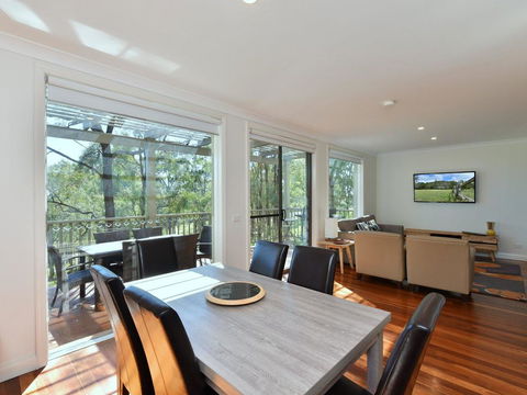 Villa Executive 2br Quattro Resort Condo Located Within Cypress Lakes Resort (nothing Is More Central) - Accommodation Directory 2