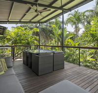 Villa Frangipani - Accommodation Directory