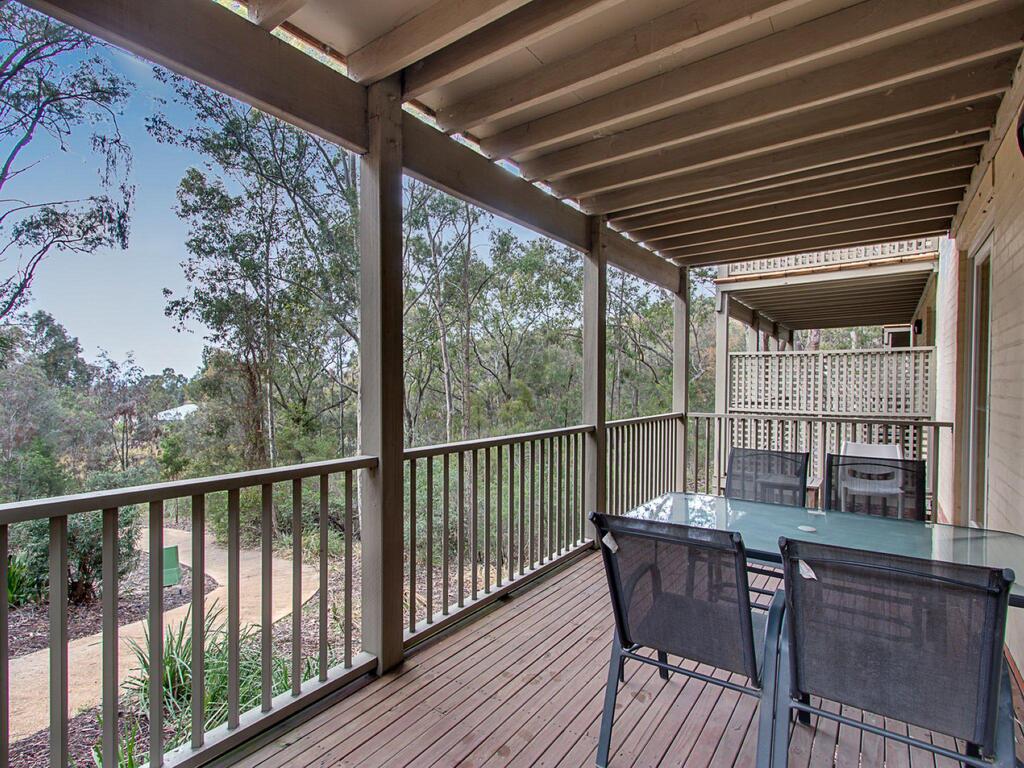 Wallalong NSW Accommodation Directory
