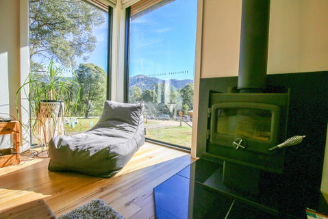 Ville Views - Accommodation Directory 2