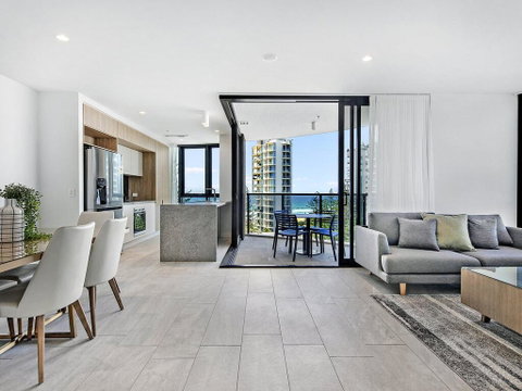 Vue Broadbeach Private 2 Bed Ocean View - Accommodation Directory 1