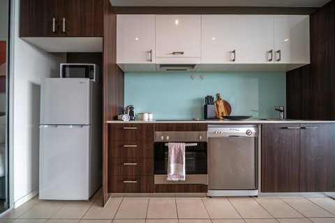 Vue Of The East End-Wifi - Netflix - Nespresso - Accommodation Directory 3