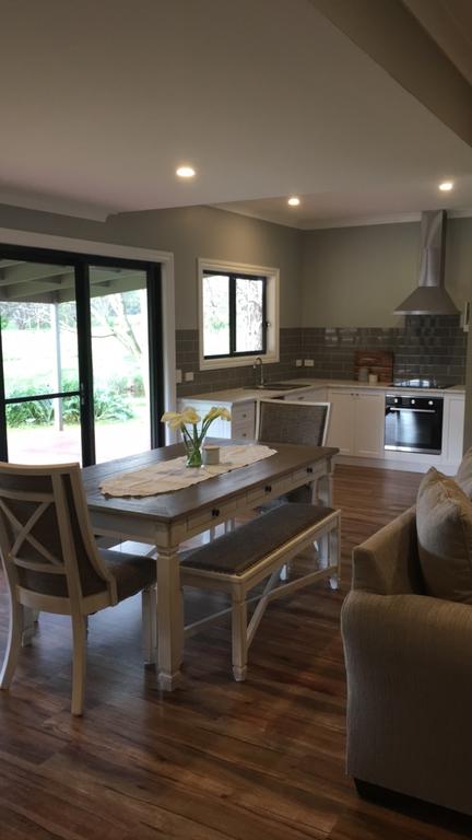 Walnut Tree Cottages - Accommodation Directory 1