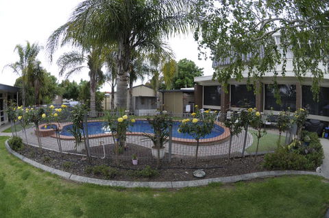 Warrina Motor Inn - Accommodation Directory 3
