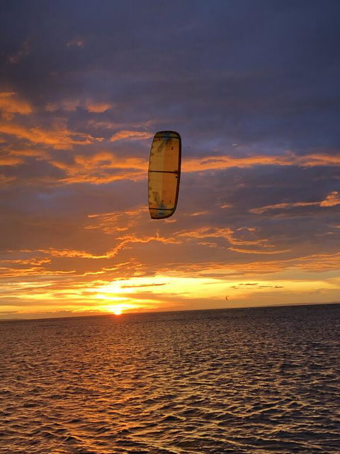 Water Edge Sensation - Accommodation Directory 2