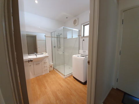 Waterfront Retreat At Wattle Point - Accommodation Directory 2