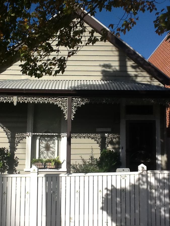 Golden Point VIC Accommodation Directory