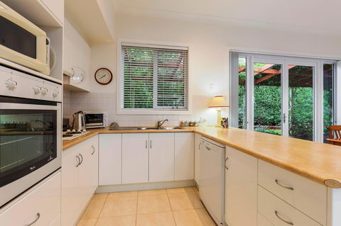 Waybourne- Vineyard And Winery - Accommodation Directory 18