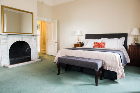 The Riversleigh - Accommodation Directory 14