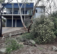 Elevated Holiday House Overlooks Tranquil Wetlands - Accommodation Directory