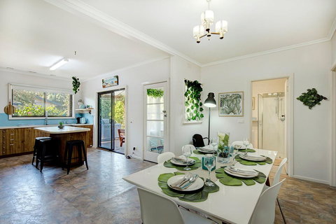 Sunryes Beach House - Accommodation Directory 14