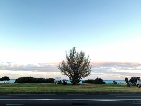 Sunryes Beach House - Accommodation Directory 34