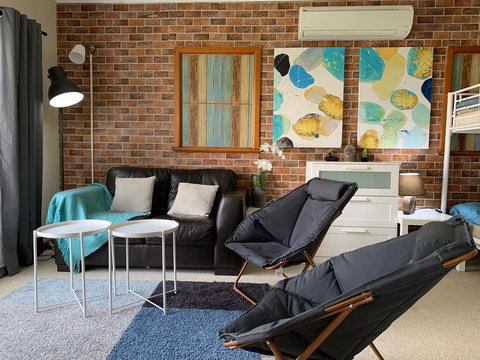 Sunryes Beach House - Accommodation Directory 6