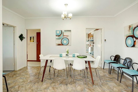 Sunryes Beach House - Accommodation Directory 13