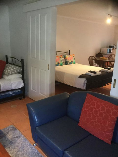 At The Beach Apartments - Accommodation Directory 14