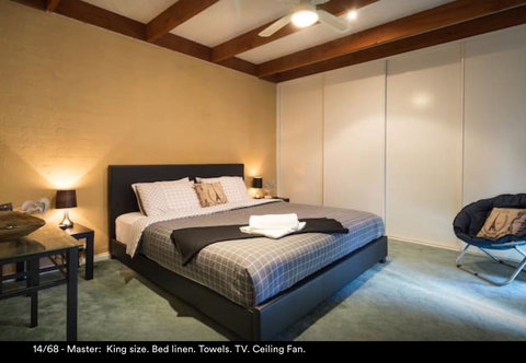 Nest On A Crest - Accommodation Directory 13