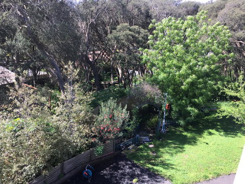 Nest On A Crest - Accommodation Directory 1