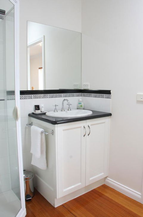 Beechwood Apartment - Accommodation Directory 7