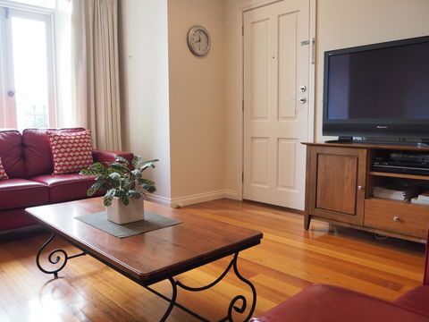 Beechwood Apartment - Accommodation Directory 15
