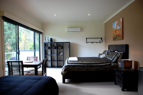 Deville At Healesville - Accommodation Directory 9