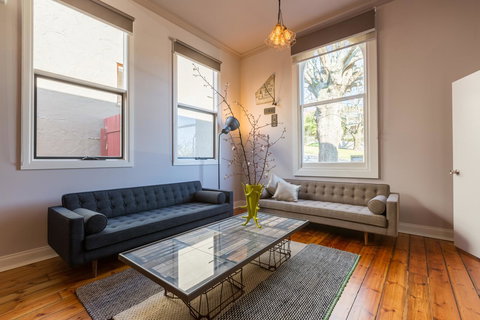 The Old Mechanics - Accommodation Directory 5