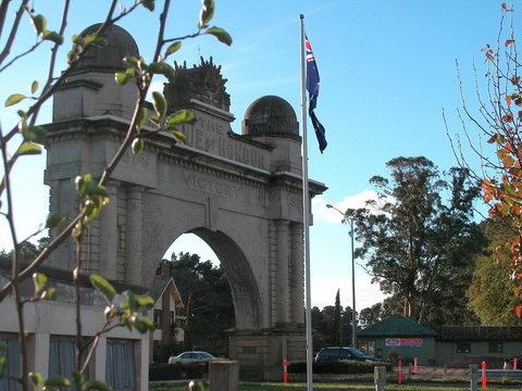 Ambassador Motor Inn - Accommodation Directory 32