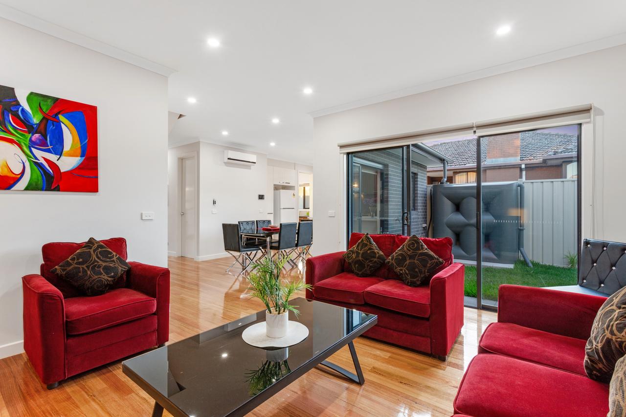 Albanvale VIC Accommodation Directory