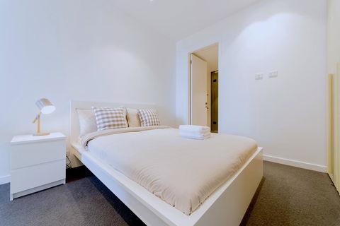 Fawkner Apartment Bay-view 5 - Accommodation Directory 3