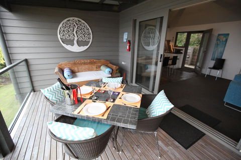Points South By The Sea - Accommodation Directory 3