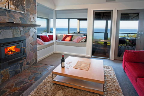 Points South By The Sea - Accommodation Directory 0