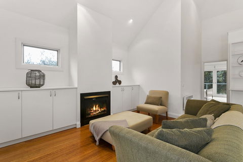Perfect Blairgowrie Beach House - Accommodation Directory 5