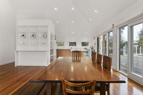Perfect Blairgowrie Beach House - Accommodation Directory 8
