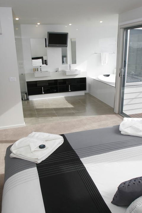 104 On Merri Apartments - Accommodation Directory 5