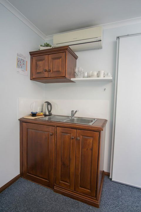 Debbie\'s Place - Accommodation Directory 1