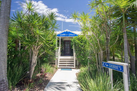 Debbie\'s Place - Accommodation Directory 0