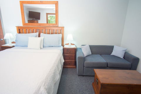 Debbie\'s Place - Accommodation Directory 2