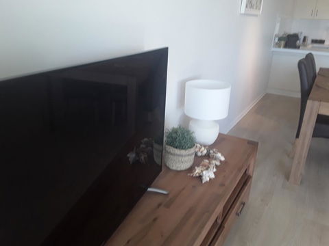 Sunseeker Holiday Apartments - Accommodation Directory 14