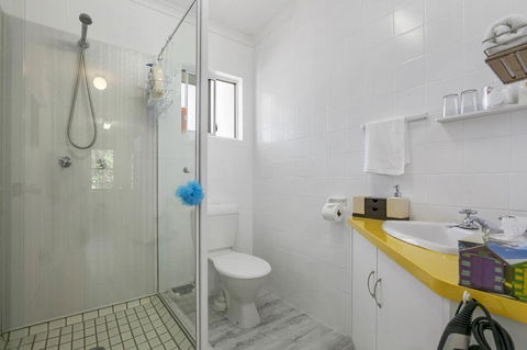 Beachcomber Peregian Beach - Accommodation Directory 22