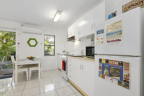 Beachcomber Peregian Beach - Accommodation Directory 16